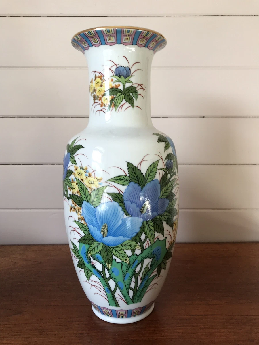 Vintage Large Chinese Vase Hand Painted Vase 