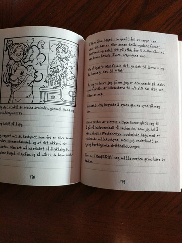 Norwegian Language Book Duste-dagboka #2 Dork Diaries Russell Funny Education HC - Imagen 9 de 9