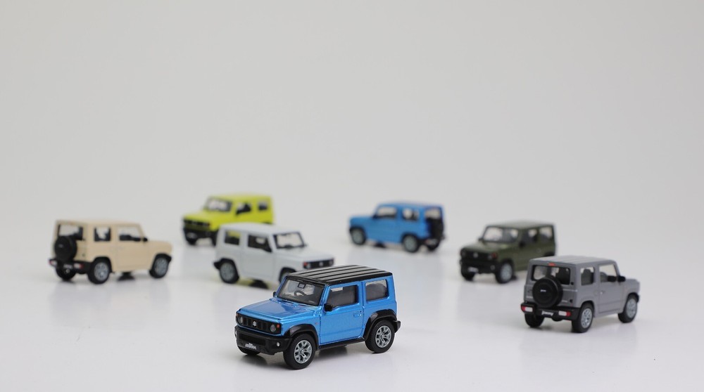 1:64 Scale Suzuki Jimny Sierra RHD Diecast Model Car Set 2pcs