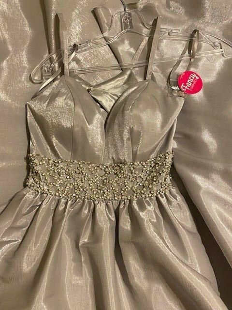 Val Stefani silver shimmer formal dress with beading, size 0, floor length. | eBay Val Stefani silver shimmer formal dress with beading, size 0, floor length. | eBay
