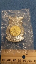 USAF "FIRE PROTECTION" 4 BUGLES BADGE - FULL SIZE - LIGI - NEW SEALED