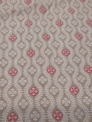 Williams-Sonoma Round Tablecloth 70" Red White Taupe Cotton Dining Table Cover - Picture 12 of 14