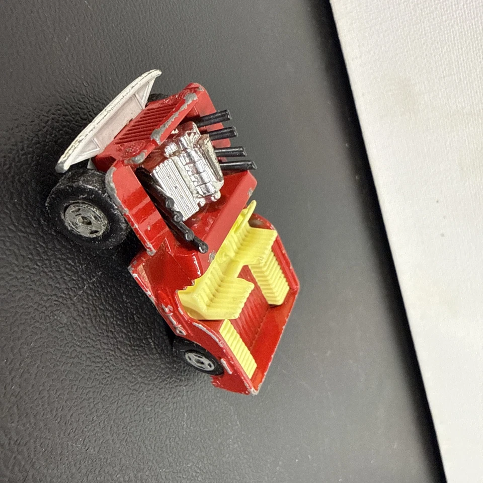Винтажный 1971 Matchbox Superfast No. 2 красных литых джипа Hot Rod от Lesney - Изображение 3 из 4