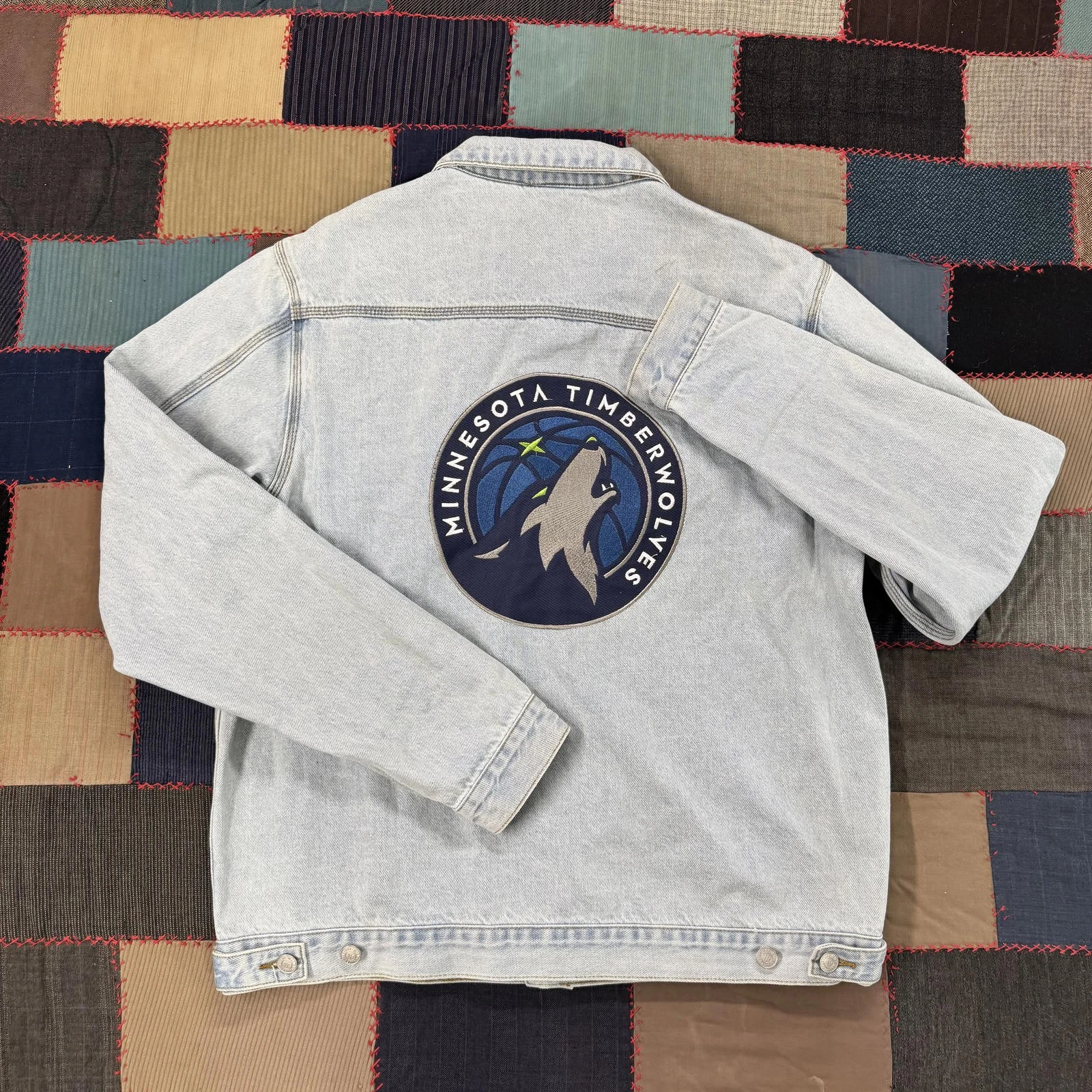 Vintage 2000s Minnesota Timberwolves Oversized Light Wash Denim Jacket Size L