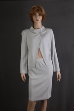 St. John Textured KNIT 2pc.Suit JACKET/SKIRT SIZE 8/6,SHINY SILVER, AMAZING 