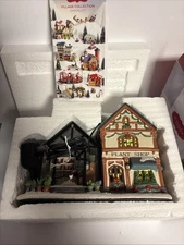 St Nicholas Square Village ~ Plant Shop Greenhouse ~ Man Dog Lighted House w/Box
