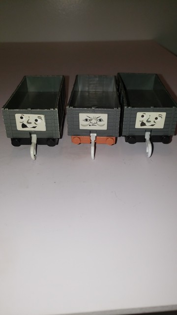 Thomas & Friends TrackMaster - Troublesome Truck S.C. Ruffey Cargo Car Lot of 3 Thomas & Friends TrackMaster - Troublesome Truck S.C. Ruffey Cargo Car Lot of 3