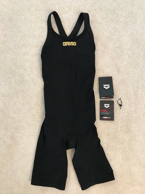 arena carbon air black
