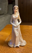 K'S COLLECTION BEAUTIFUL BRIDE BRUNETTE RESIN FIGURINE WEDDING CAKE TOPPER 6.5"