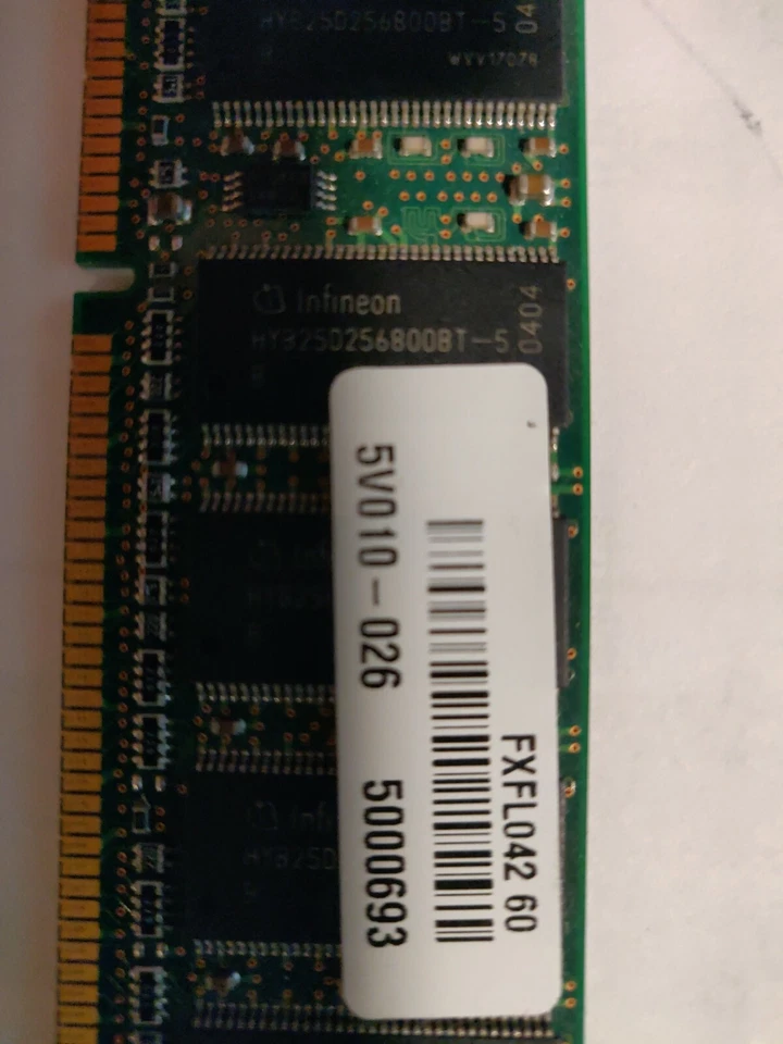 Infineon RAM Memory Module 256MB PC2100U CL2.5 non-ECC 184 Pin HYS64D32000GU-7-B - Image 2 of 4