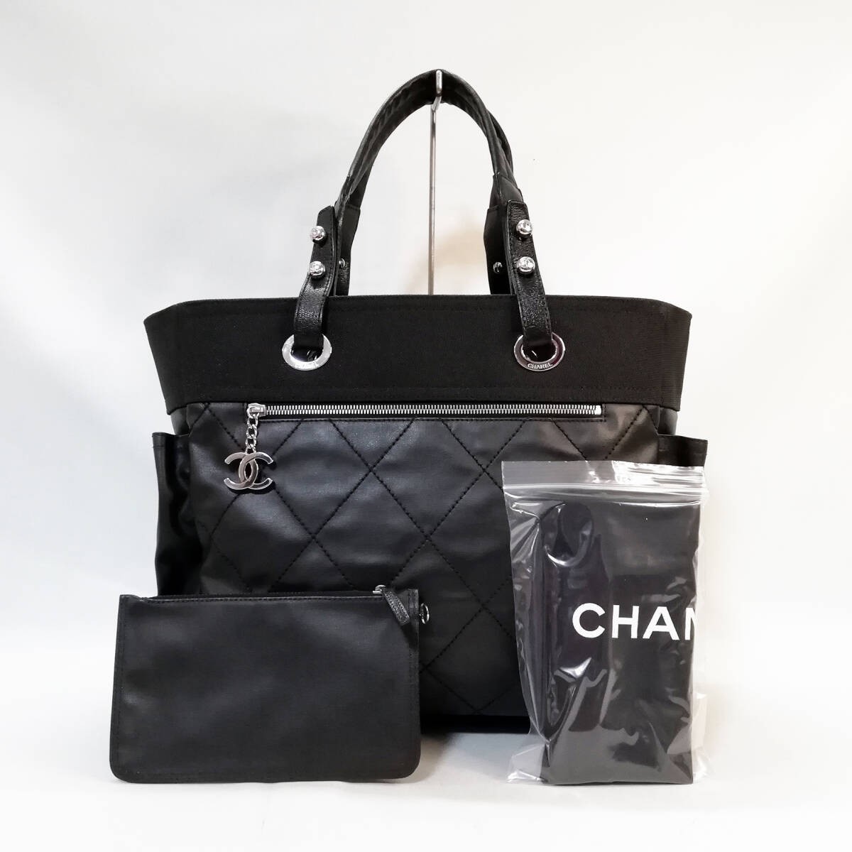 Vintage CHANEL Paris Biarritz GM Black Tote Shoulder Bag for Men in Excellent Condition