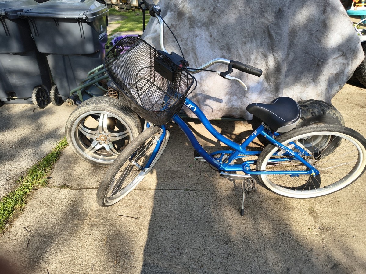 Sun Bicycles Drifter Cruiser Bike 26in Blue Steel Caliper Brake