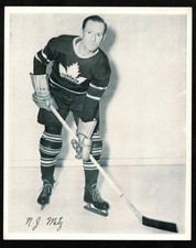 1945-54 Quaker Oats Photos Toronto Maple Leafs #37A Nick Metz/Home Still (406777