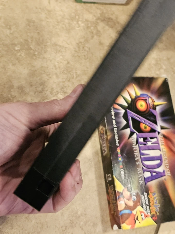 VHS Tape - The Legend of Zelda: Majora's Mask (Toys R Us Banjo Tooie Promo) - Image 4 of 4