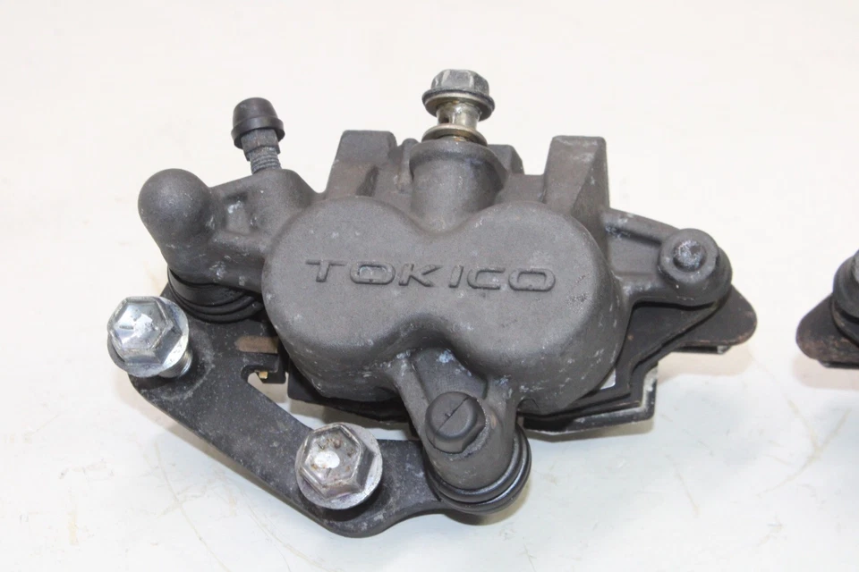 04-06 SUZUKI VSTROM 650 DL650 OEM RIGHT LEFT FRONT BRAKE CALIPER PAIR CALIPERS - Image 2 of 4