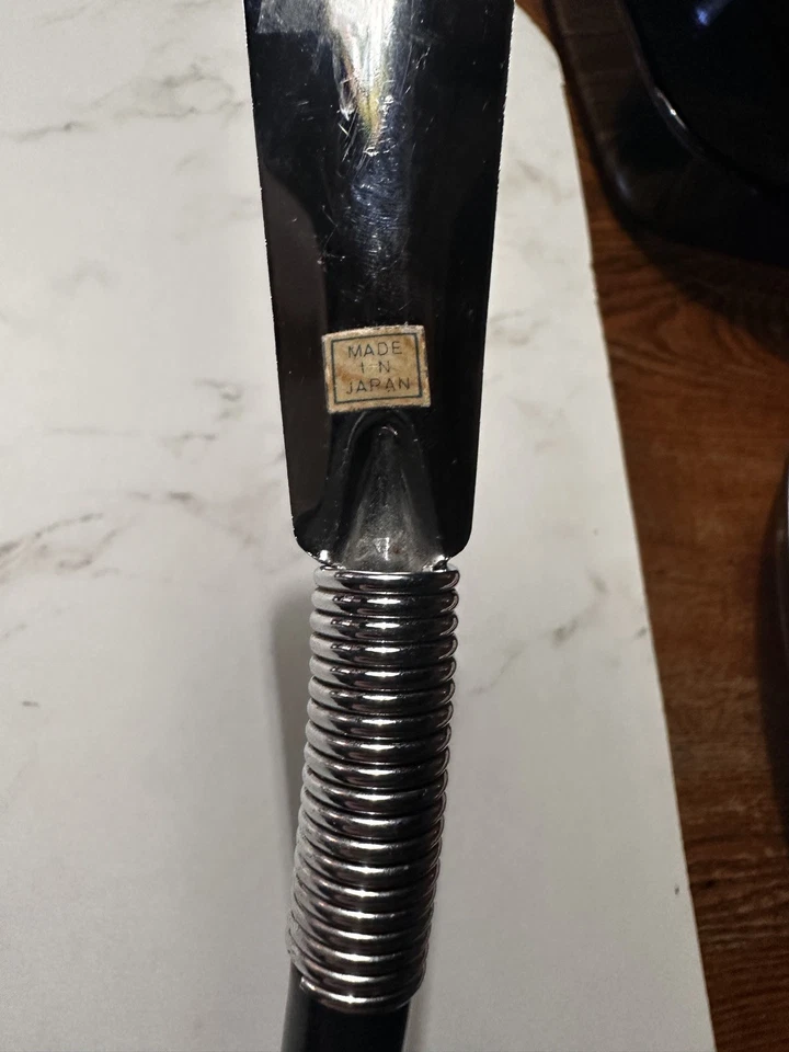 Zapato de resorte flexible de metal cuerno como mango de cuero 23" de largo usado  Foto 3 de 3