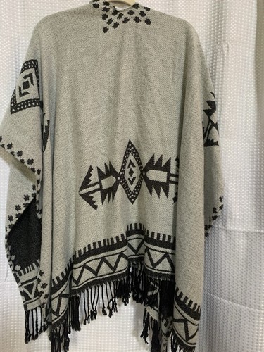 Poncho azteca grande gris negro - Imagen 7 de 7