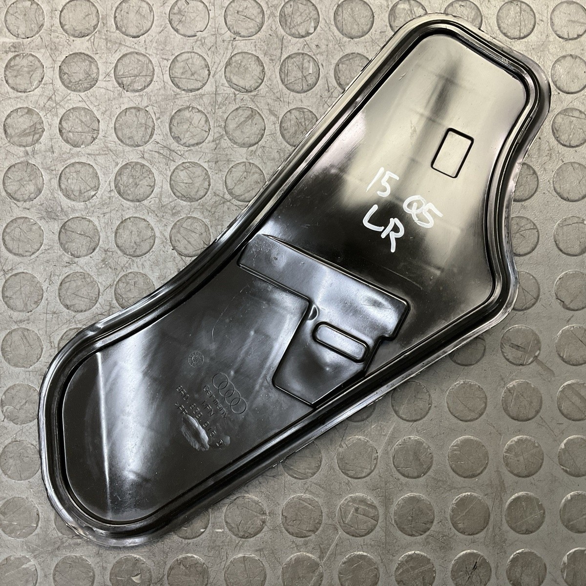 2013-2017 Audi Q5 Rear Left Side Inner Door Panel Access Cover