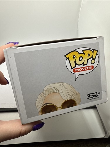 Películas Funko Pop El Diablo Usa Prada Miranda Priestly 869 Abovedada - Imagen 13 de 15