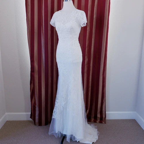 Vera Wang WHITE Sz 0 Illusion Lace Wedding Dress Floral Detail Back Slit Ivory.
