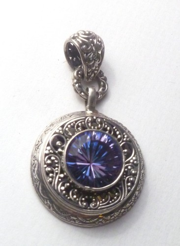 Vinatage Sarda Bali Handcrafted Iolite Blue Quartz Sterling Pendant Ornate - Picture 8 of 8