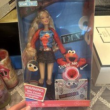 2006 Sesame Street Barbie & Tickle Me Elmo Doll New in Original Box. No Noise.