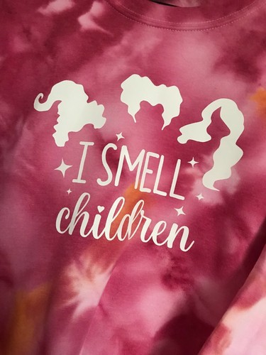 Hocus Pocus - Custom Tye-Dye Sweatshirt - "I Smell Children" Vinyl - NEW - Picture 3 of 5