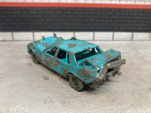 1/64 Scale 3D Printed Chevy Caprice Demolition Derby Car For Diecast Diorama - Picture 2 of 15