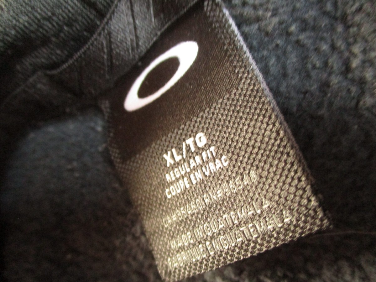 Vintage Oakley Center Swoosh Logo Hoodie Men's XL Black Pullover