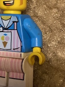 LEGO MOVIE MINIFIGURES- ICE CREAM MIKE tlm031 & Jo tlm032 W/CARDIO CARRIE tlm033