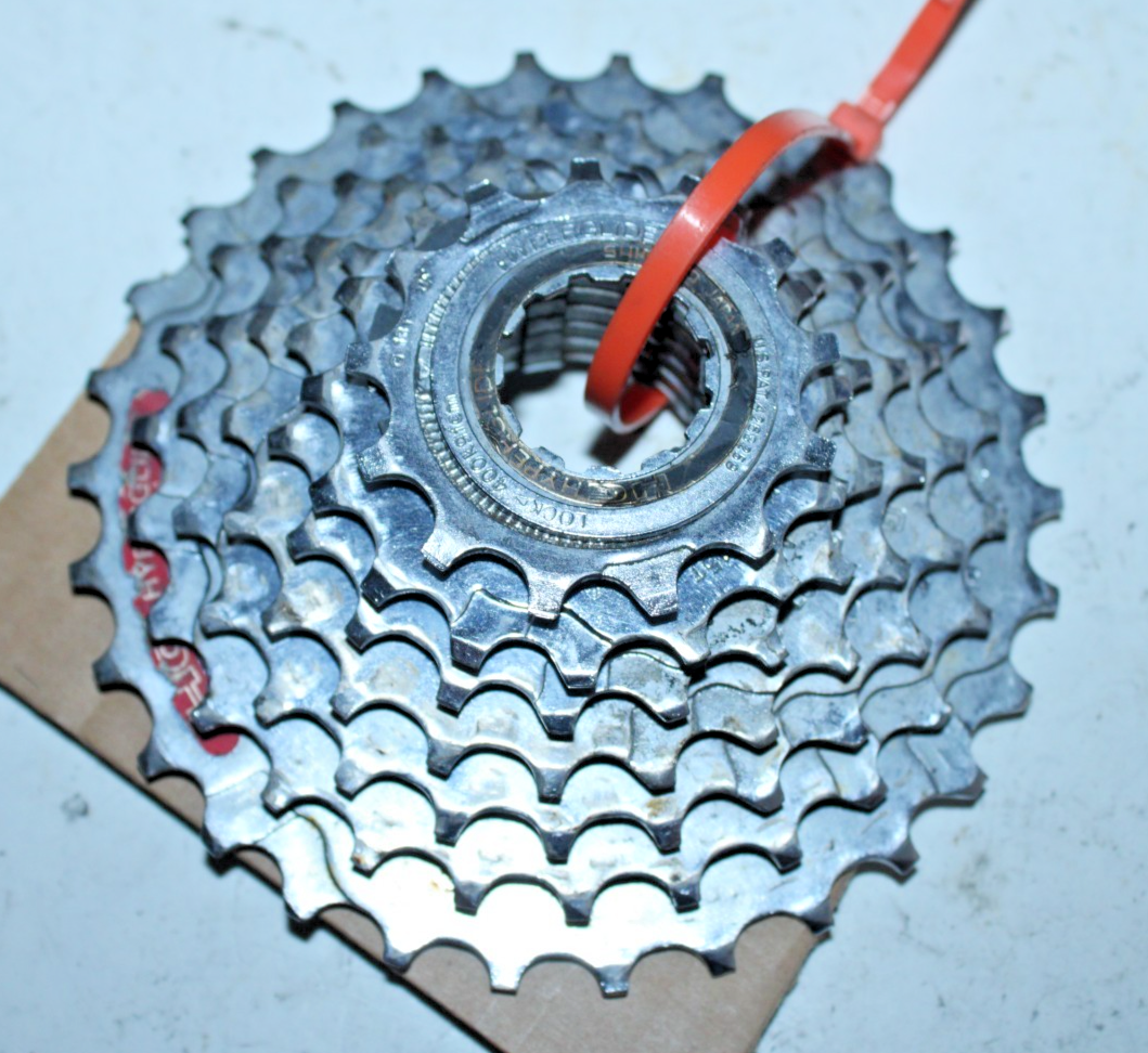 cassette shimano CS HG 81 - SHIMANO - 16290 - Troc Vélo