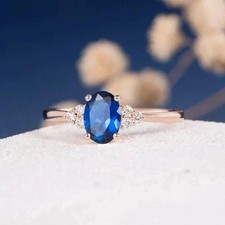 Bague de mariage diamant saphir bleu taille ovale de 2,34 carats en or jaune ...