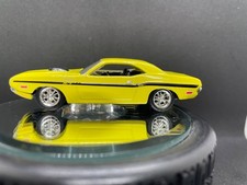 Dodge Challenger R/T 1970 100 % Hot Wheels - capó de apertura - pilotos reales - suelto