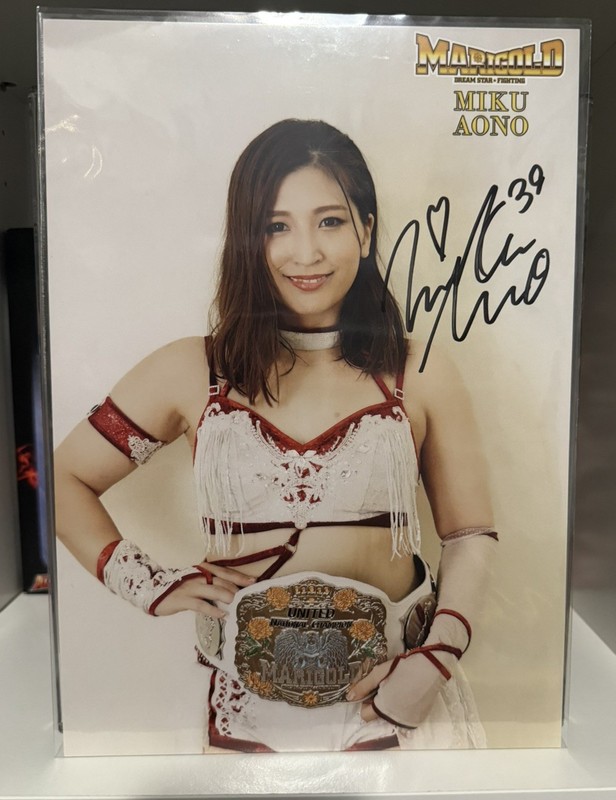 2024 MARIGOLD Miku Aono Autographed Portrait NJPW WWE AEW NXT STARDOM