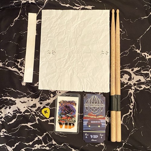 The Offspring 2018 Tour VIP laminate ticket setlist drumsticks guitar pick punk - Picture 3 of 5