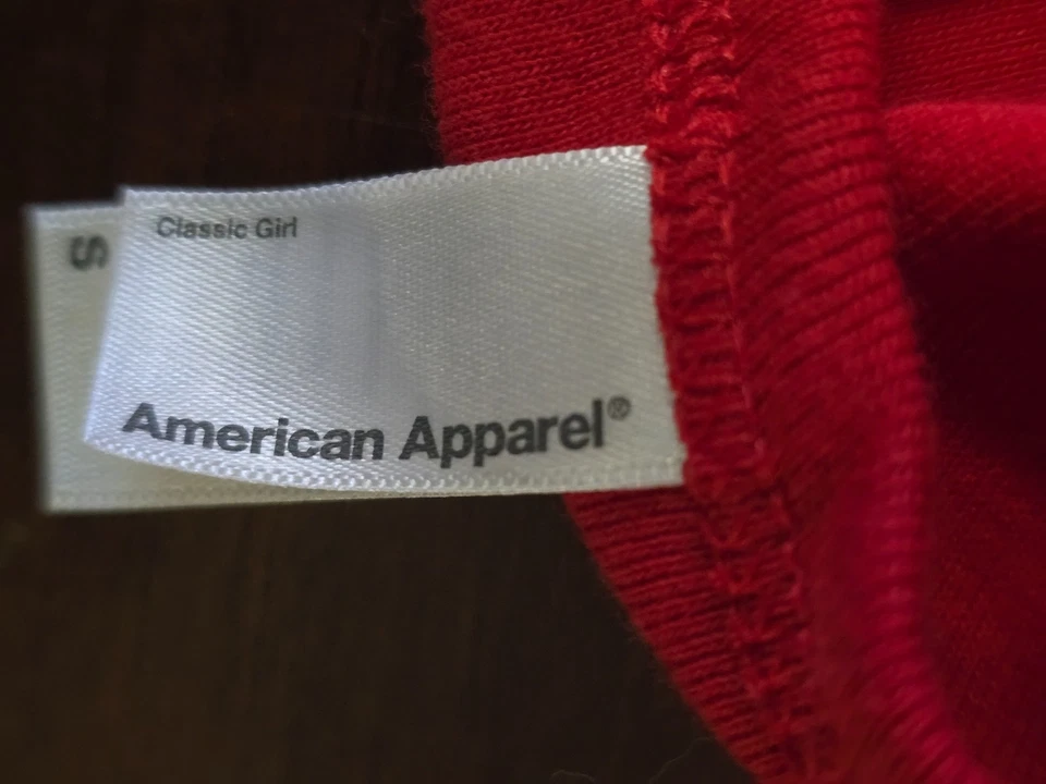 CAMISETA RED EVIL ANGEL VIDEO PROMOCIONAL (PEQUEÑA Mujer, Correa de Espagueti) Foto 3 de 4