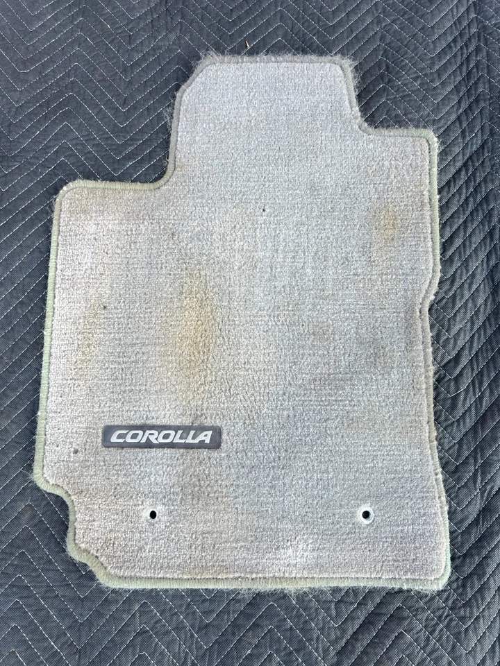 2003-2008 Toyota Corolla Front Rear RH LH Carpet Floor Mat Set Gray OEM #3362EM - Image 4 of 4