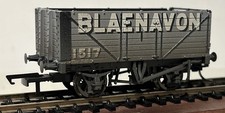 UNBOXED BACHMANN OO 37-084Y BLAENAVON GREY 7 PLANK END DOOR WAGON WEATHERED 1517