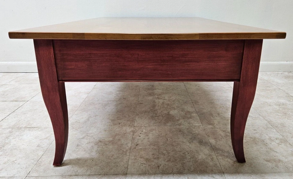 Mesa de centro Ethan Allen Country Colors acabado de un cajón 679 Foto 3 de 4