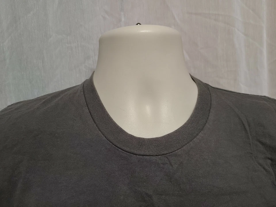 Camiseta gris pequeña Wicked Defy Gravity Tour 2007 para niños Foto 3 de 4