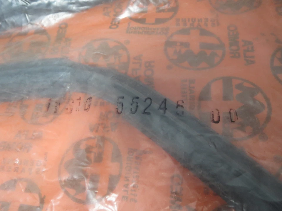 NOS Alfa Romeo Alfetta GTV NOS VENTANA VENTILACIÓN RESISTENCIA GOMA JUNTA PAR 116 Foto 4 de 4