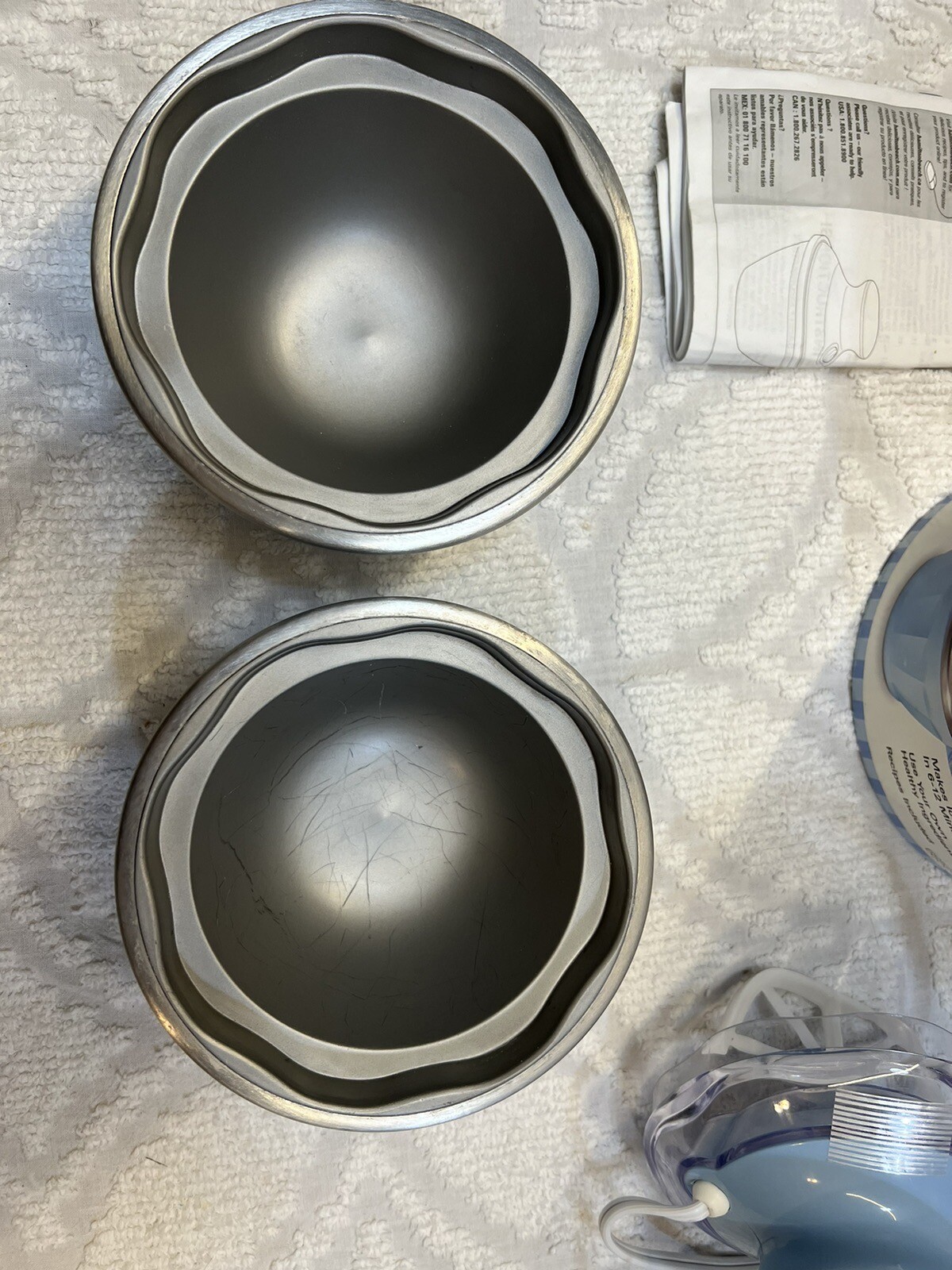 Hamilton Beach Half Pint Ice Cream Maker Blue 2 Freezer Bowls W/ Recipes 68550E