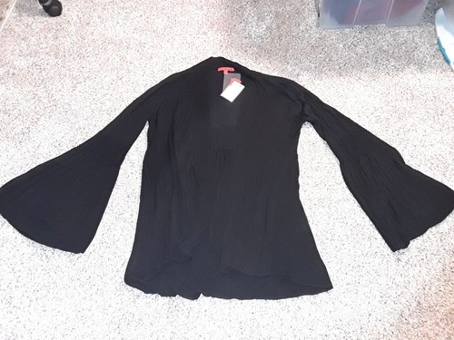 New- RED brand flared sleeve, black sweater from Stein Mart: Women's Size Medium - 第 1/6 張圖片