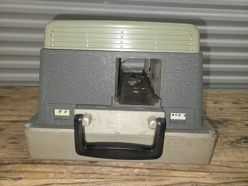 Vintage Bausch & Lomb Balomatic 500 Heavy Duty Slide Projector In Case - Picture 3 of 9