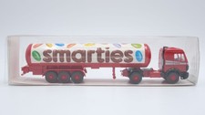 Wiking H0 78631 Mercedes-Benz 1748 Flüssiggas-Sattelzug "smarties" 