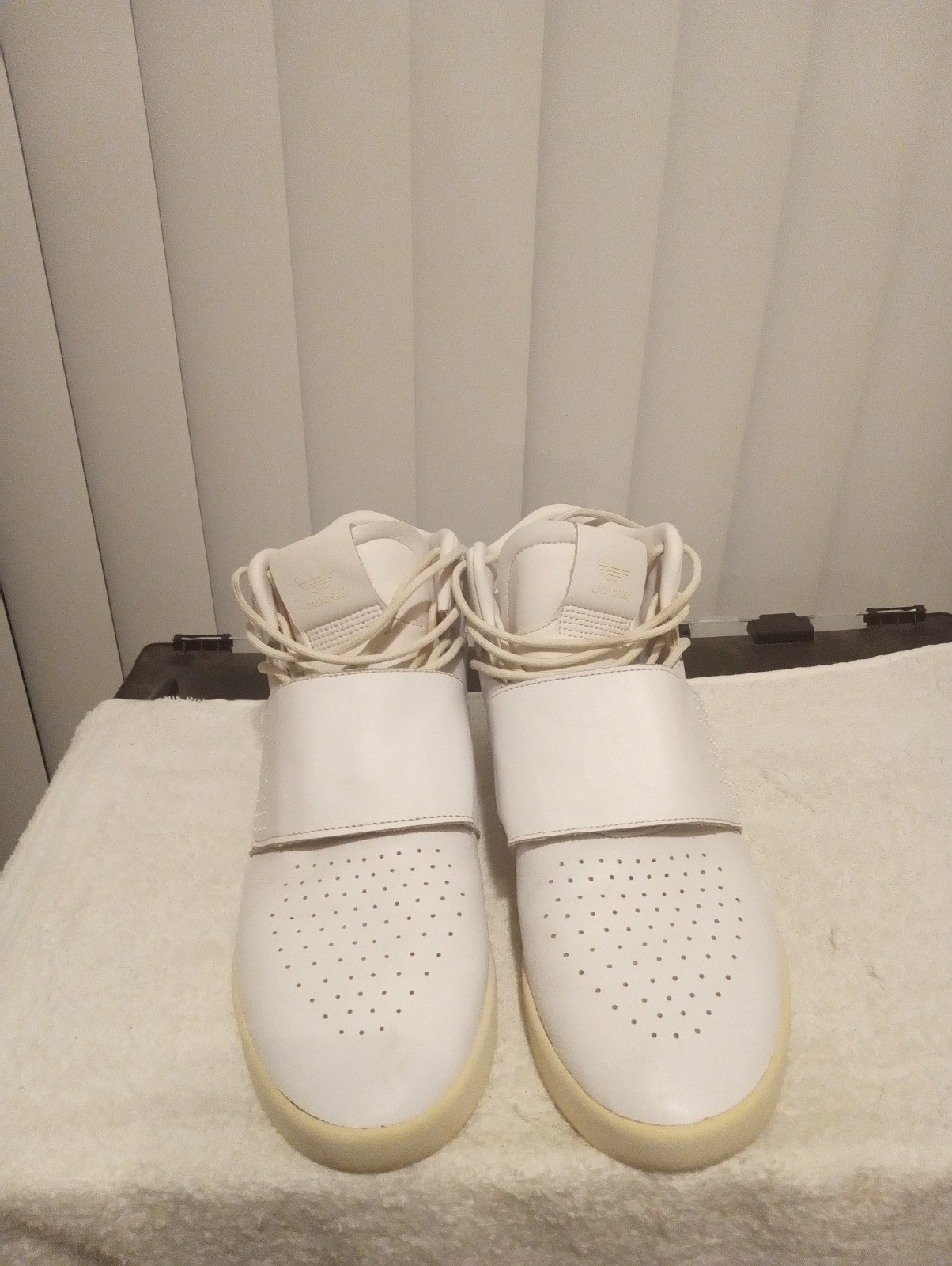 Adidas Men's White Tubular Invader Sneakers With Straps Size 10