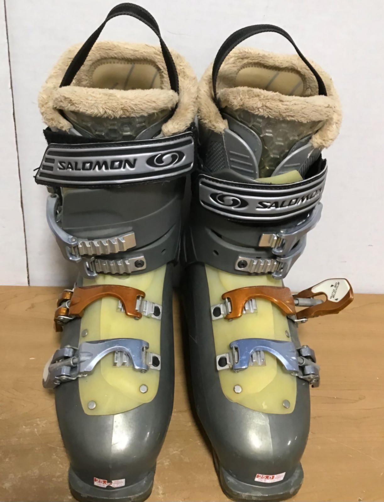 Scarponi da sci SALOMON IRONY My Custom Fit grigi da donna taglia 25 (US 7 7 5)
