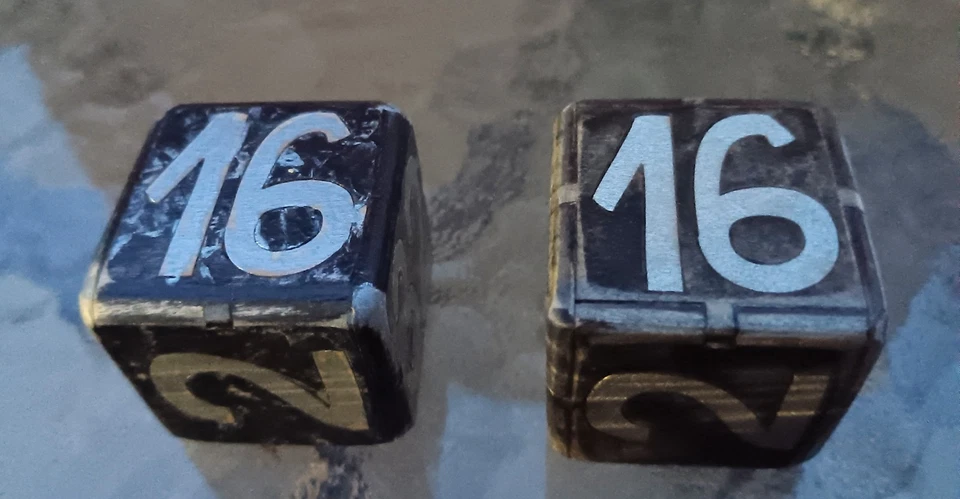 Lote de 2 cubos dobles artísticos de madera de color negro de 1 3/8 pulgadas, ¡bonitos! Foto 3 de 4