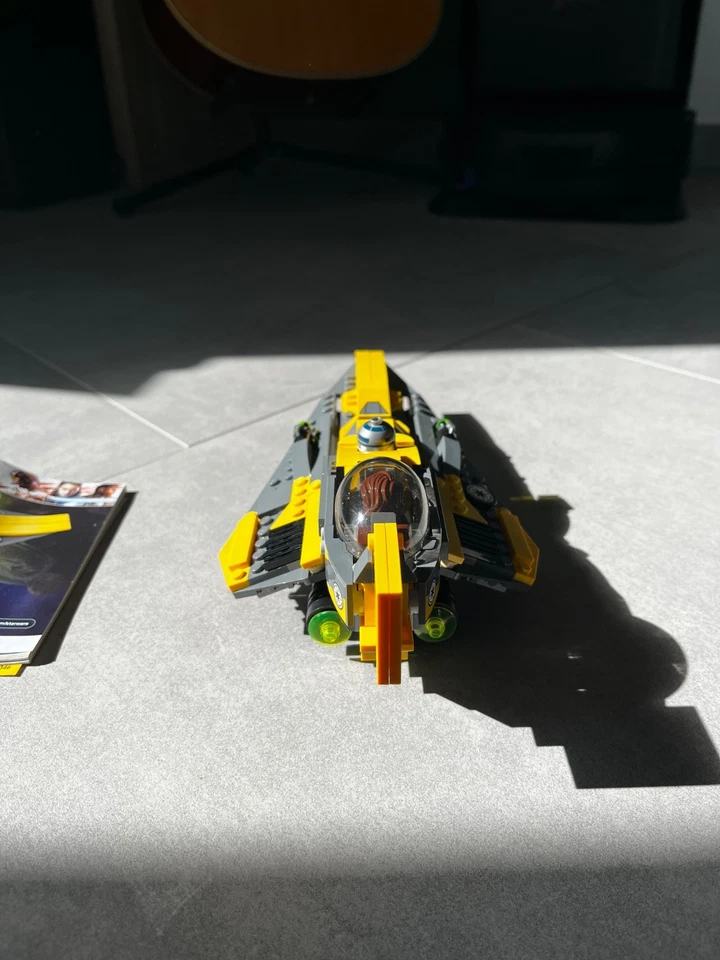 LEGO Star Wars 75214 Anakin's Jedi Starfighter, photo 4 sur 5