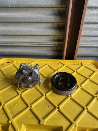 Edelbrock Water Pump For High Performance Ford 2001 Mustang Cobra 2003-04 - Picture 3 of 3